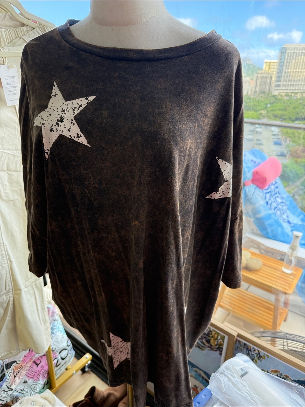 Zenana Outfitters Brown Black Lightweight Top